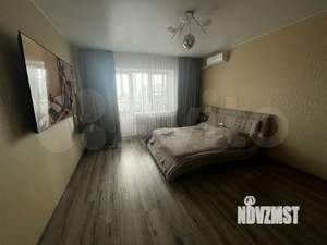 2-к квартира, вторичка, 70м2, 10/10 этаж