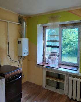 3-к квартира, вторичка, 42м2, 1/4 этаж