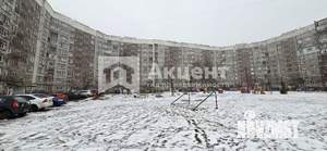 4-к квартира, вторичка, 84м2, 1/10 этаж