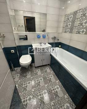 2-к квартира, вторичка, 61м2, 2/17 этаж