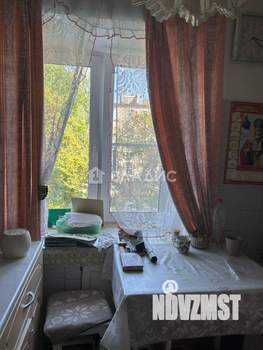 2-к квартира, вторичка, 42м2, 3/5 этаж