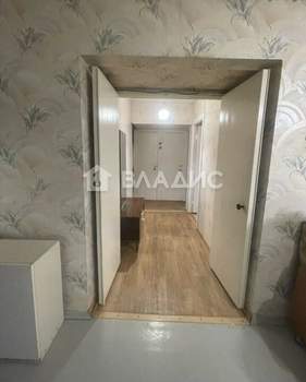 4-к квартира, вторичка, 58м2, 5/5 этаж