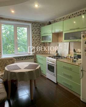 3-к квартира, вторичка, 74м2, 4/9 этаж