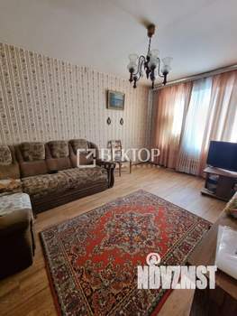 4-к квартира, вторичка, 104м2, 1/9 этаж