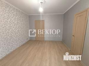 3-к квартира, вторичка, 94м2, 1/5 этаж