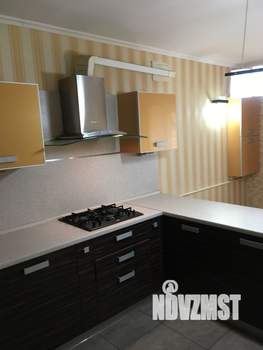 3-к квартира, вторичка, 94м2, 1/5 этаж