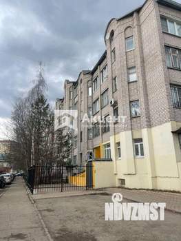 4-к квартира, вторичка, 145м2, 3/4 этаж
