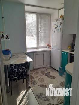 2-к квартира, вторичка, 44м2, 1/4 этаж