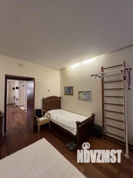 3-к квартира, вторичка, 137м2, 2/7 этаж