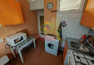 2-к квартира, вторичка, 39м2, 3/5 этаж