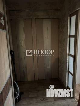 3-к квартира, вторичка, 54м2, 1/4 этаж