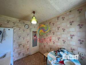 2-к квартира, вторичка, 52м2, 1/5 этаж