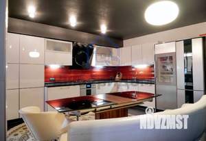 3-к квартира, вторичка, 107м2, 2/5 этаж