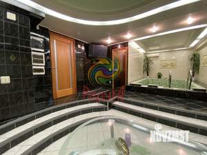 5-к квартира, вторичка, 175м2, 1/4 этаж