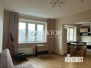 2-к квартира, вторичка, 60м2, 10/17 этаж