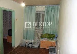 2-к квартира, вторичка, 42м2, 1/4 этаж