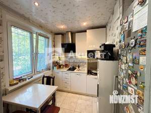 3-к квартира, вторичка, 62м2, 1/5 этаж
