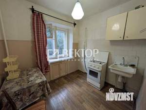 2-к квартира, вторичка, 42м2, 4/5 этаж