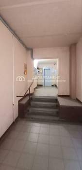 3-к квартира, вторичка, 64м2, 6/9 этаж