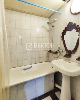 3-к квартира, вторичка, 68м2, 1/9 этаж