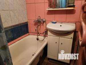 2-к квартира, вторичка, 42м2, 3/5 этаж