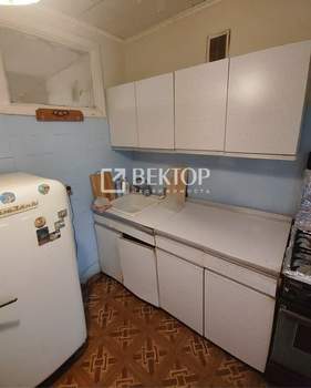 2-к квартира, вторичка, 45м2, 1/5 этаж