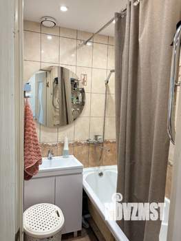 3-к квартира, вторичка, 63м2, 5/5 этаж