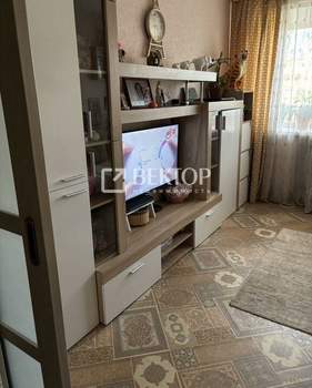 3-к квартира, вторичка, 54м2, 1/4 этаж