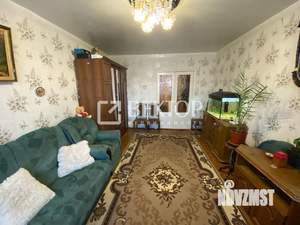 3-к квартира, вторичка, 68м2, 1/9 этаж