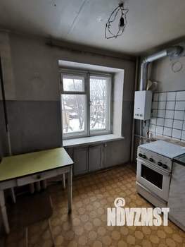 4-к квартира, вторичка, 62м2, 3/5 этаж