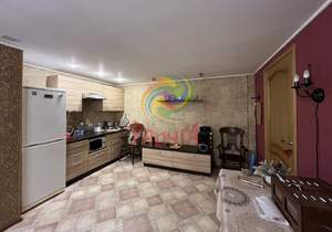 2-к квартира, вторичка, 79м2, 1/5 этаж