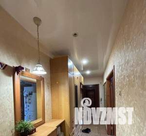 3-к квартира, вторичка, 70м2, 1/9 этаж