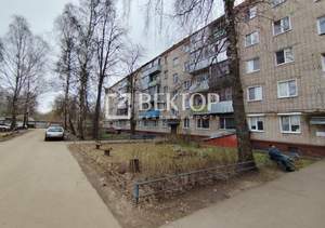 4-к квартира, вторичка, 61м2, 5/5 этаж