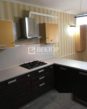 3-к квартира, вторичка, 94м2, 1/5 этаж