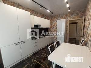 3-к квартира, вторичка, 80м2, 8/9 этаж
