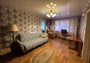 2-к квартира, вторичка, 45м2, 1/5 этаж