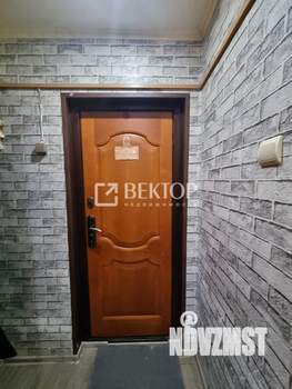 4-к квартира, вторичка, 58м2, 5/5 этаж