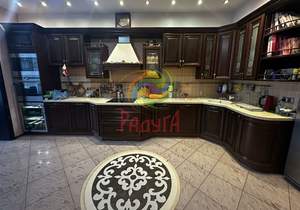 4-к квартира, вторичка, 149м2, 10/12 этаж