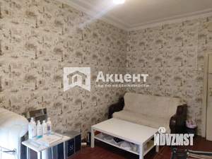 2-к квартира, вторичка, 49м2, 1/4 этаж