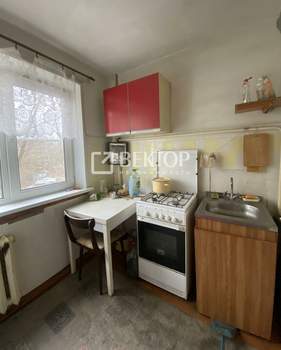 2-к квартира, вторичка, 44м2, 3/5 этаж