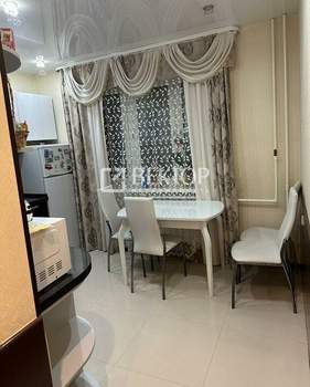 2-к квартира, вторичка, 61м2, 2/17 этаж
