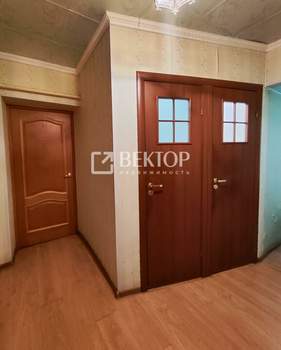 2-к квартира, вторичка, 43м2, 1/5 этаж