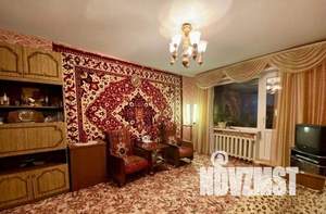 2-к квартира, вторичка, 53м2, 1/10 этаж