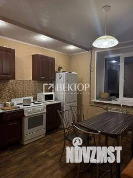 2-к квартира, вторичка, 65м2, 8/9 этаж