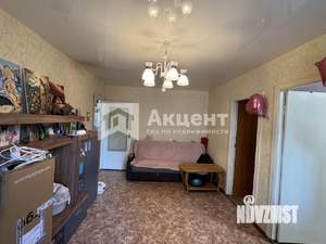 3-к квартира, вторичка, 52м2, 2/5 этаж
