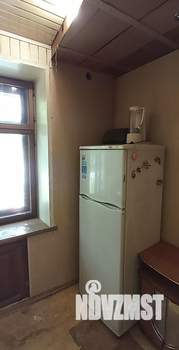 2-к квартира, вторичка, 50м2, 1/4 этаж