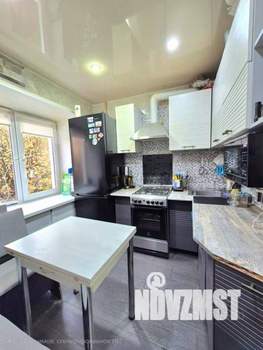 2-к квартира, вторичка, 42м2, 3/5 этаж