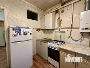 2-к квартира, вторичка, 44м2, 1/4 этаж