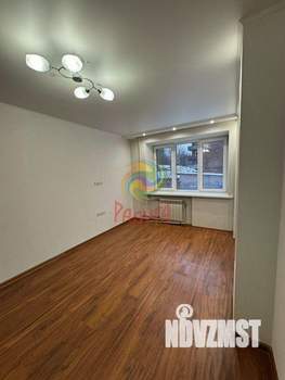 2-к квартира, вторичка, 39м2, 1/5 этаж