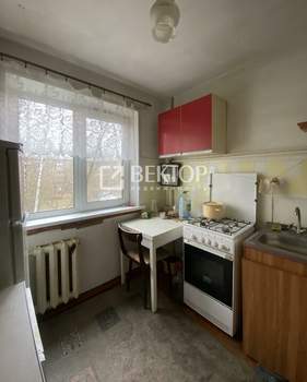 2-к квартира, вторичка, 44м2, 3/5 этаж